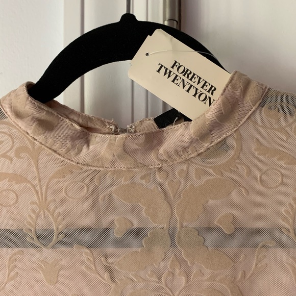 Forever 21 Tops - Knit body suit
